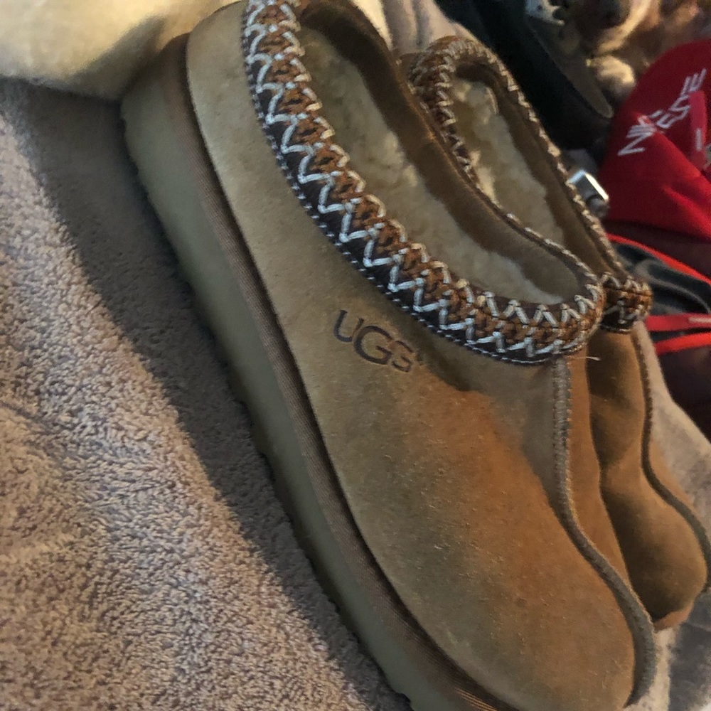 Ugg slippers